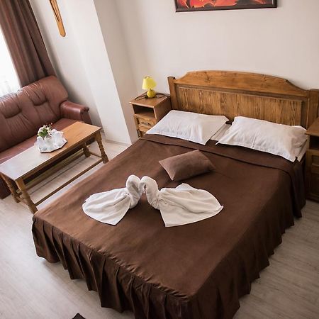 אפורי נורד Hotel Dynes מראה חיצוני תמונה