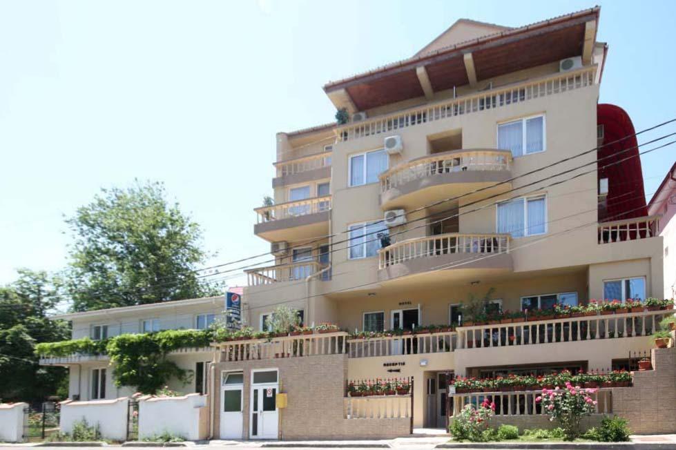 אפורי נורד Hotel Dynes מראה חיצוני תמונה