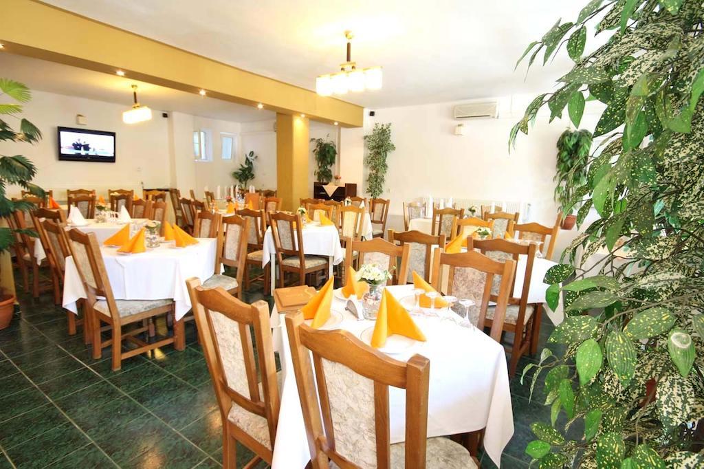 אפורי נורד Hotel Dynes מראה חיצוני תמונה