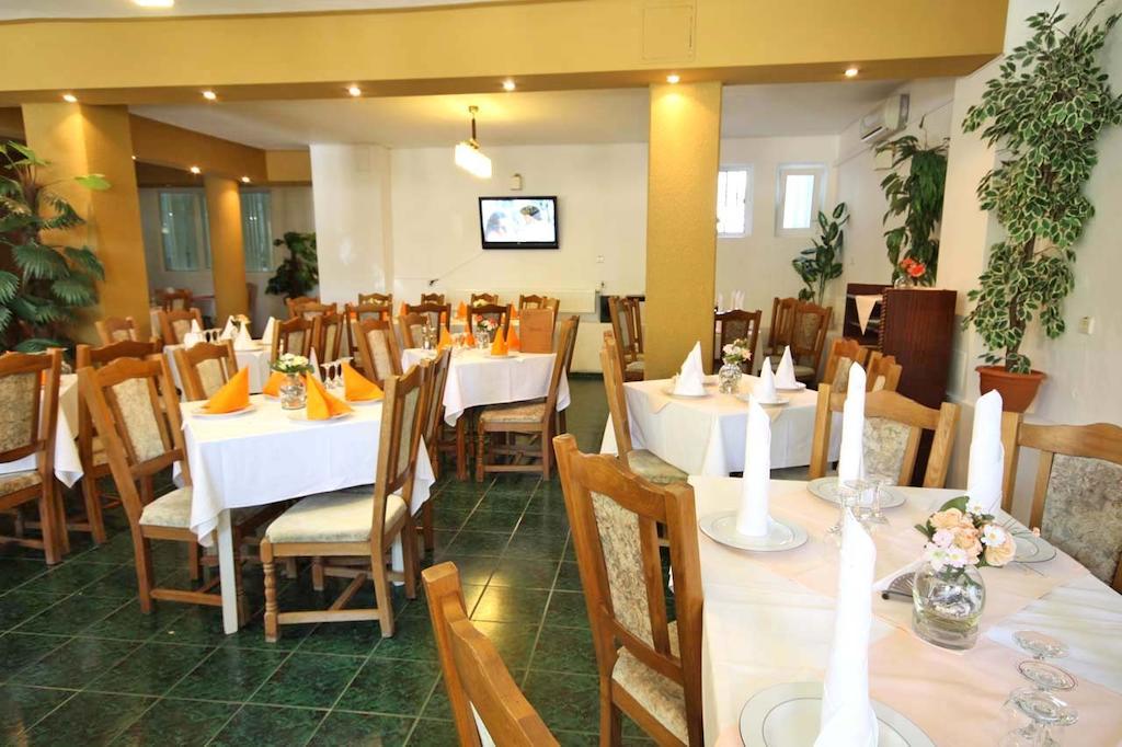 אפורי נורד Hotel Dynes מראה חיצוני תמונה