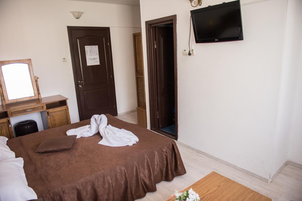 אפורי נורד Hotel Dynes מראה חיצוני תמונה
