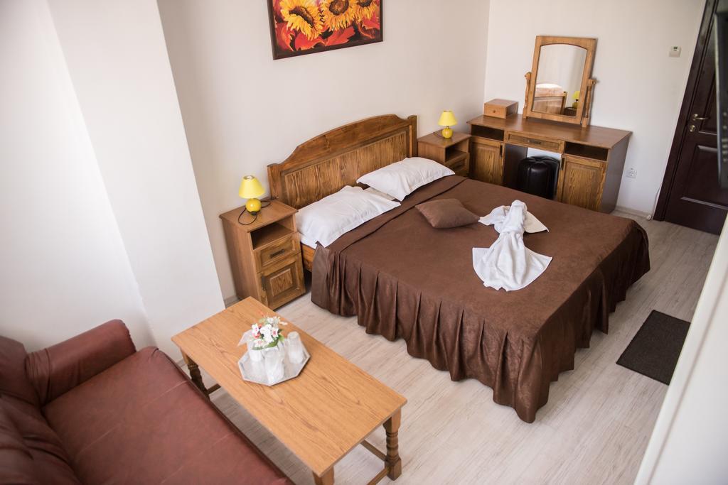 אפורי נורד Hotel Dynes מראה חיצוני תמונה