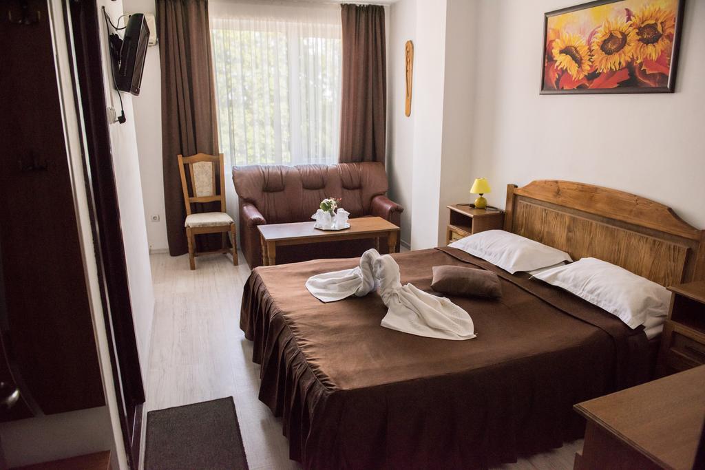 אפורי נורד Hotel Dynes מראה חיצוני תמונה