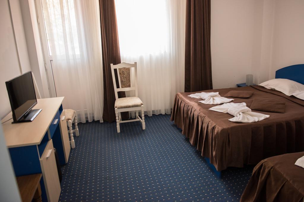 אפורי נורד Hotel Dynes מראה חיצוני תמונה