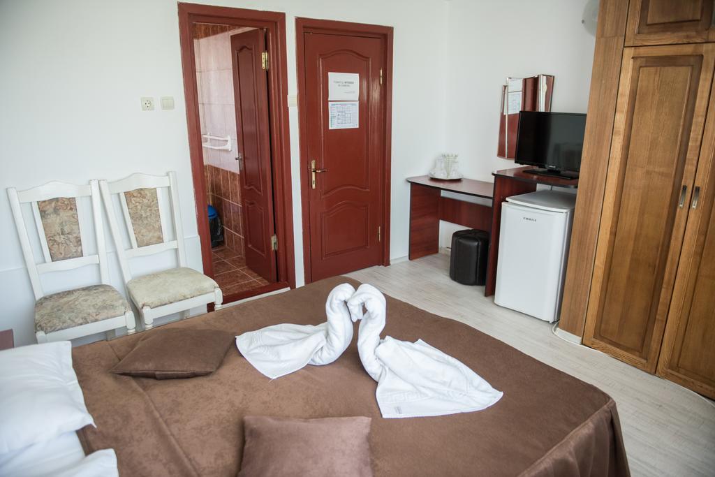 אפורי נורד Hotel Dynes מראה חיצוני תמונה