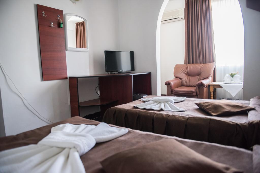 אפורי נורד Hotel Dynes מראה חיצוני תמונה