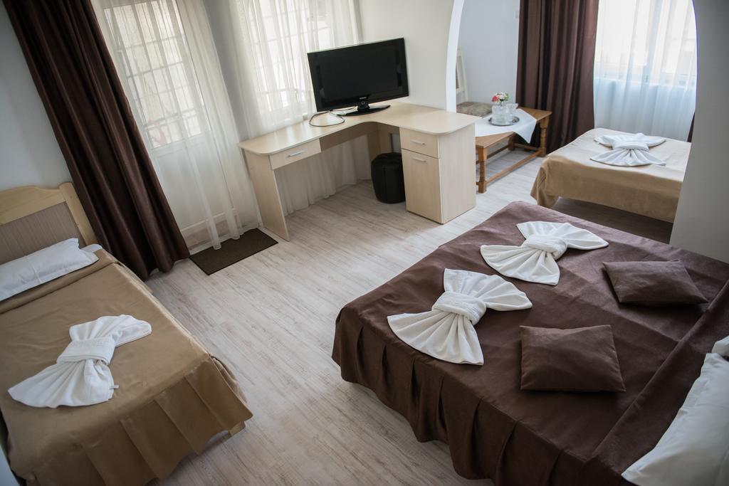 אפורי נורד Hotel Dynes מראה חיצוני תמונה