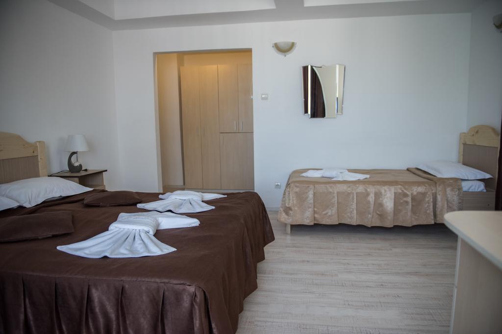 אפורי נורד Hotel Dynes מראה חיצוני תמונה