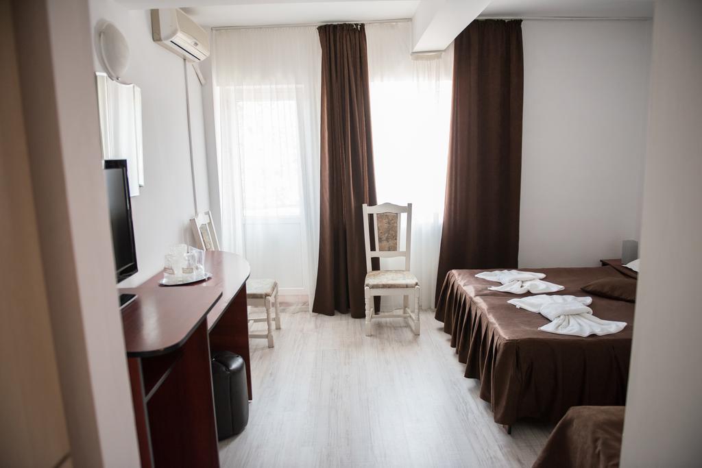 אפורי נורד Hotel Dynes מראה חיצוני תמונה